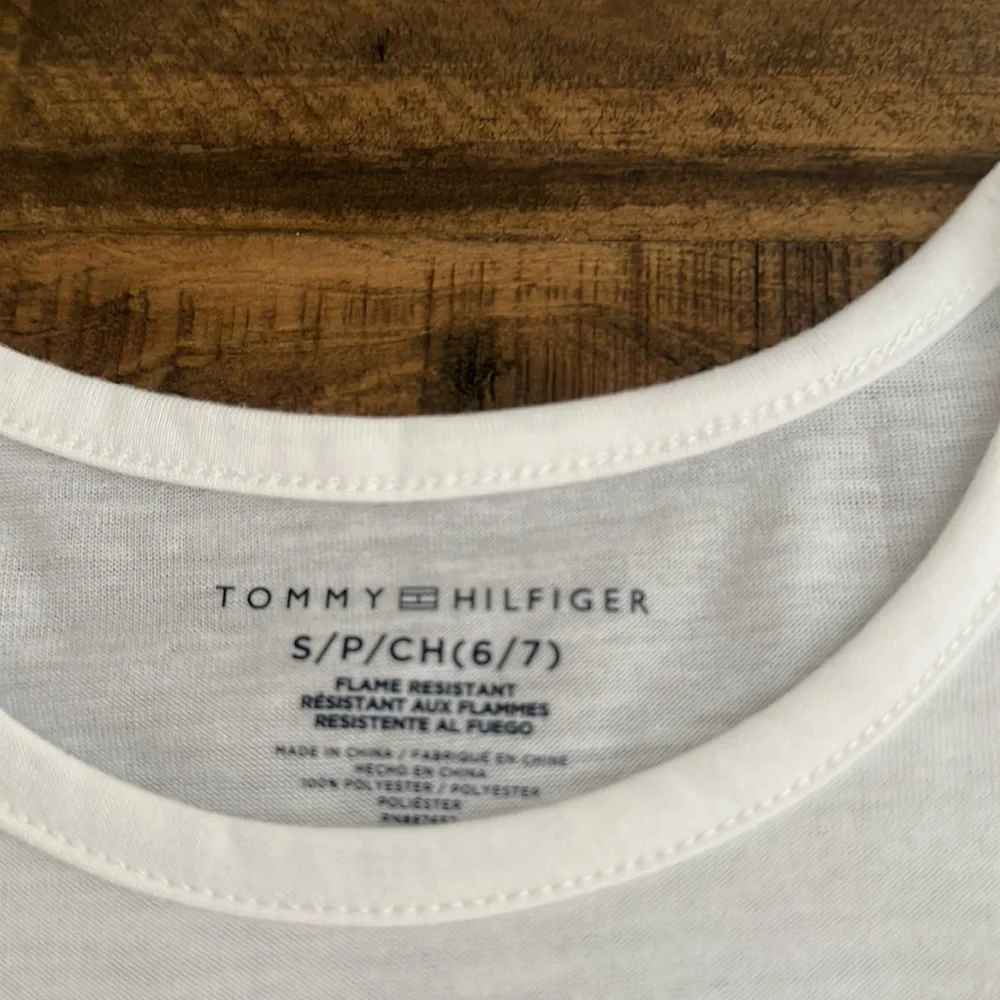 *FINAL* TOMMY HILFIGER star pajama set: WHITE/RAINBOW: NEW WITH TAGS: SZ S (6/7) - Picture 2 of 5